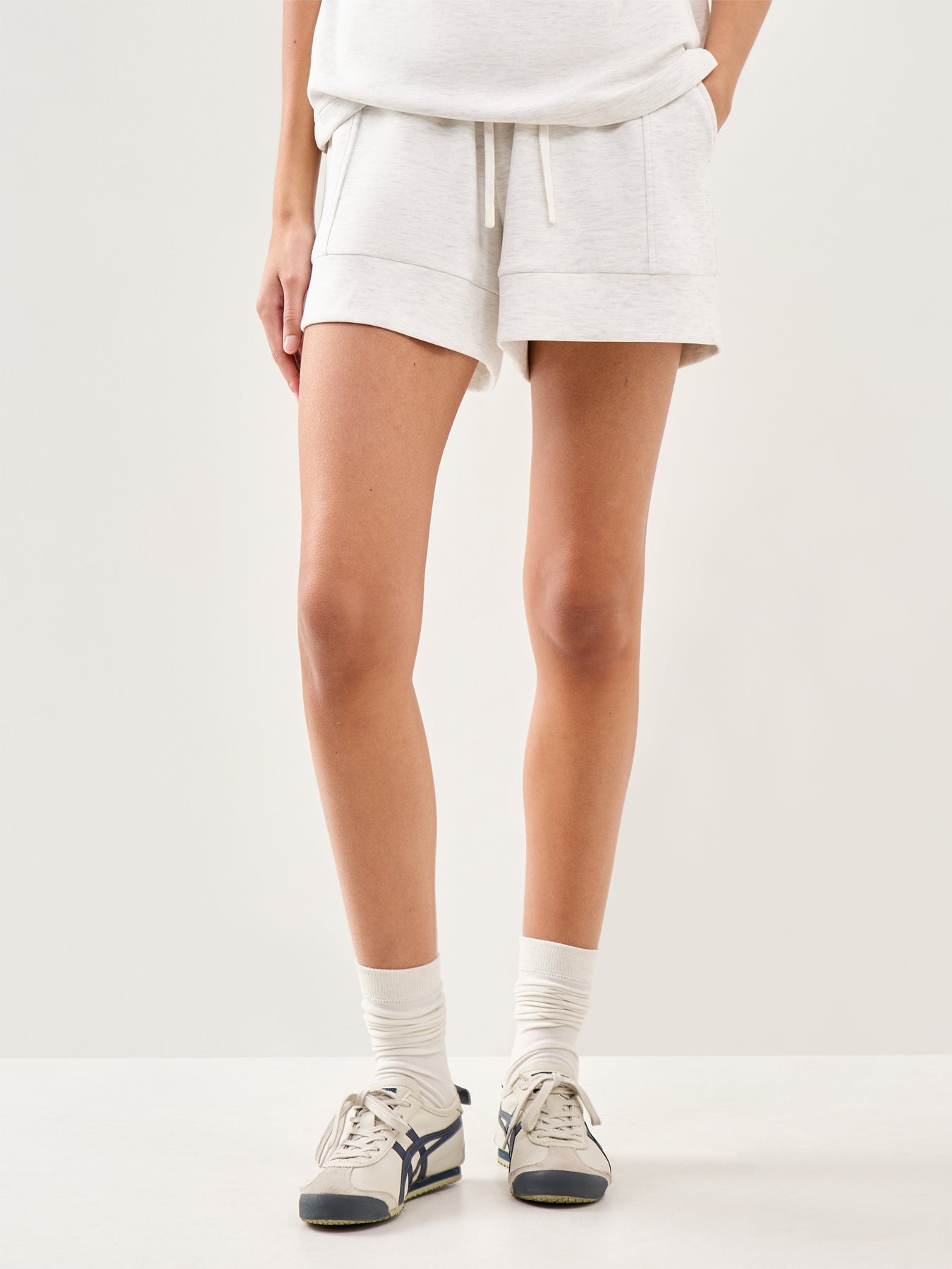 Atrium High Rise Short 4.5